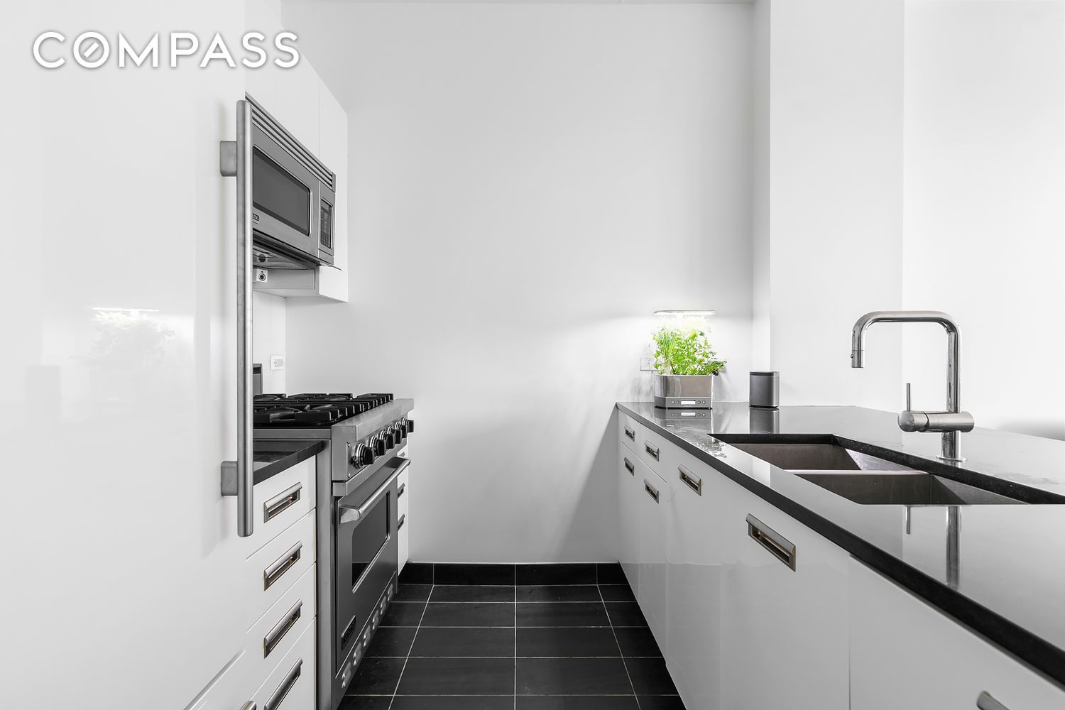 Real estate property located at 46-30 Center #406, Queens, Long Island City, New York City, NY