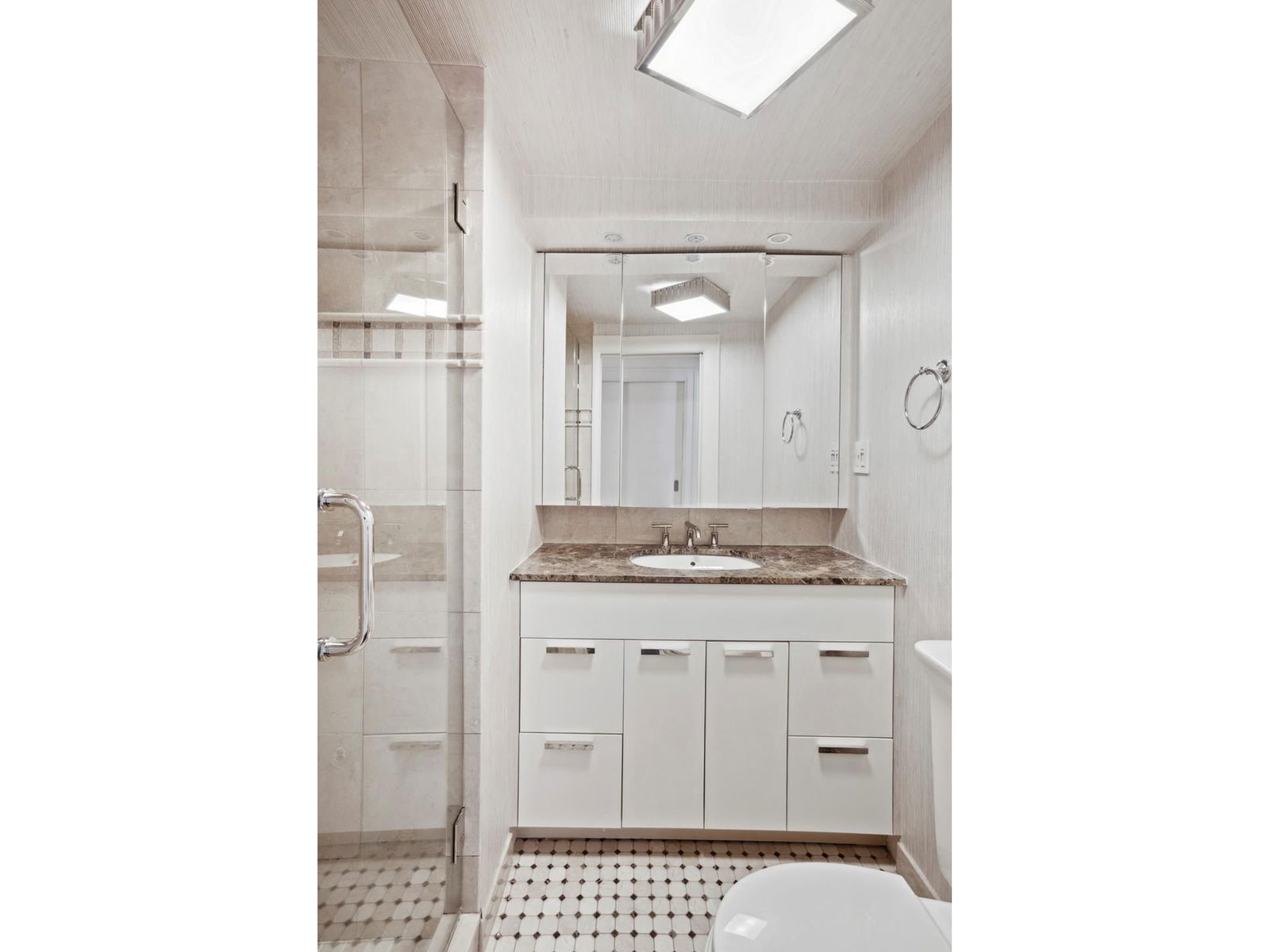 Real estate property located at 150 69TH #16J, New York, Lenox Hill, New York City, NY