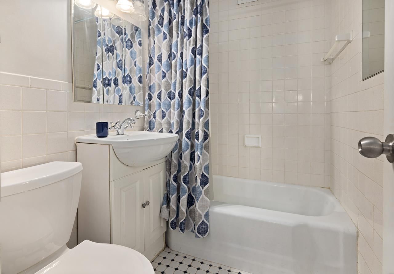 Real estate property located at 10 15th #716, New York, Flatiron District, New York City, NY