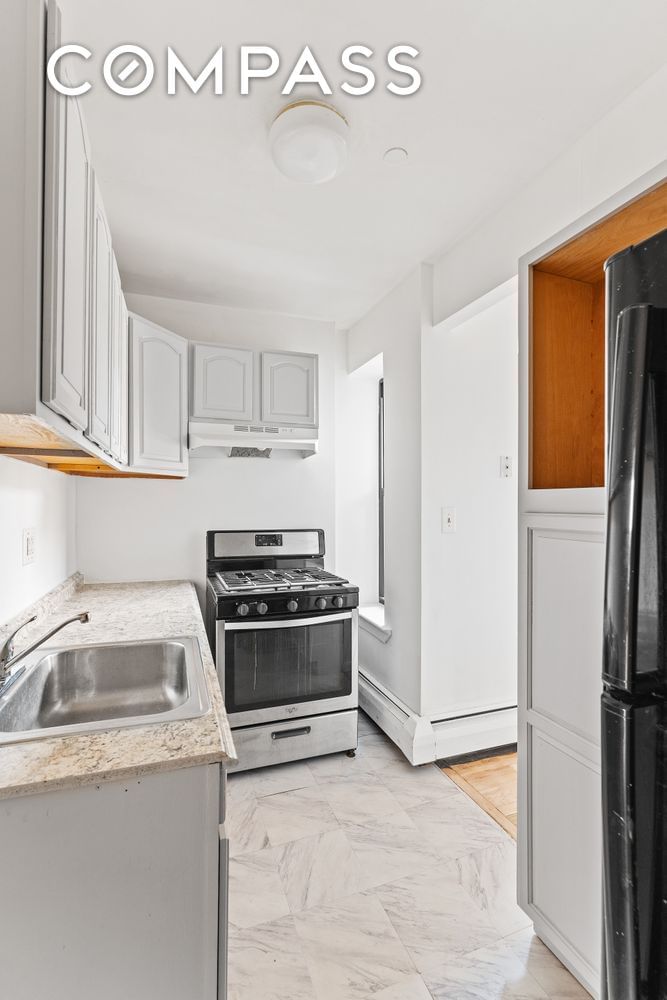 Real estate property located at 327 Pleasant #5B, New York, East Harlem, New York City, NY
