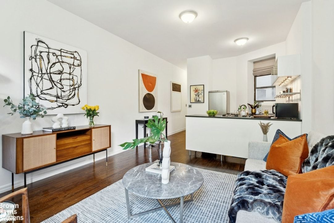 Real estate property located at 323 8TH #2A, New York, East Village, New York City, NY