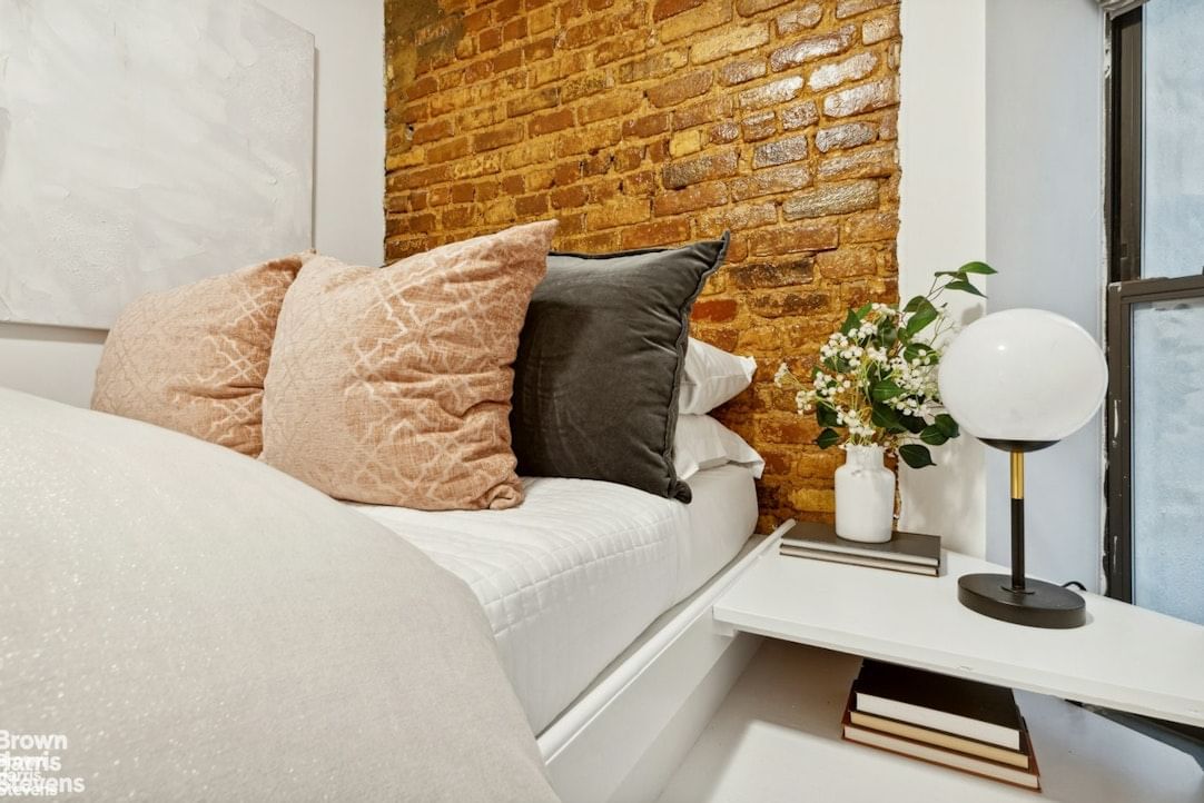 Real estate property located at 323 8TH #2A, New York, East Village, New York City, NY