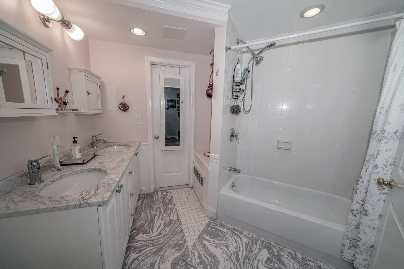Real estate property located at 2501 PALISADE E3, Bronx, Spuyten Duyvil, New York City, NY