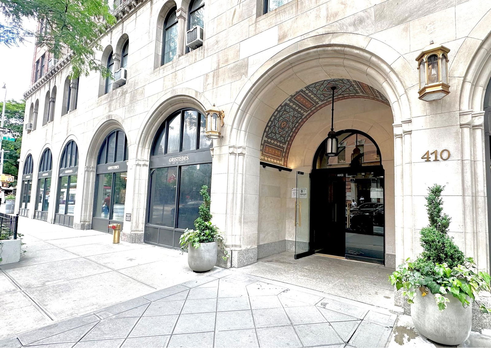 Real estate property located at 410 24TH #4L, New York, Chelsea, New York City, NY