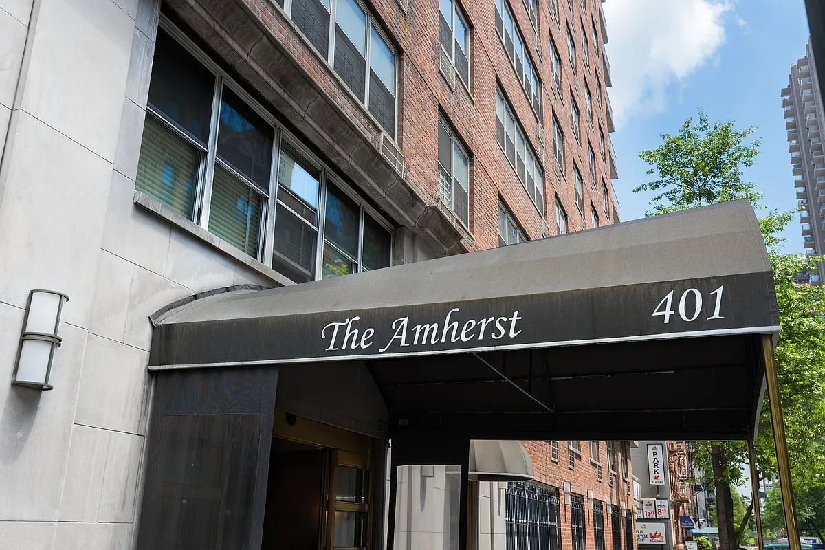 Real estate property located at 401 74TH #2P, New York, Lenox Hill, New York City, NY