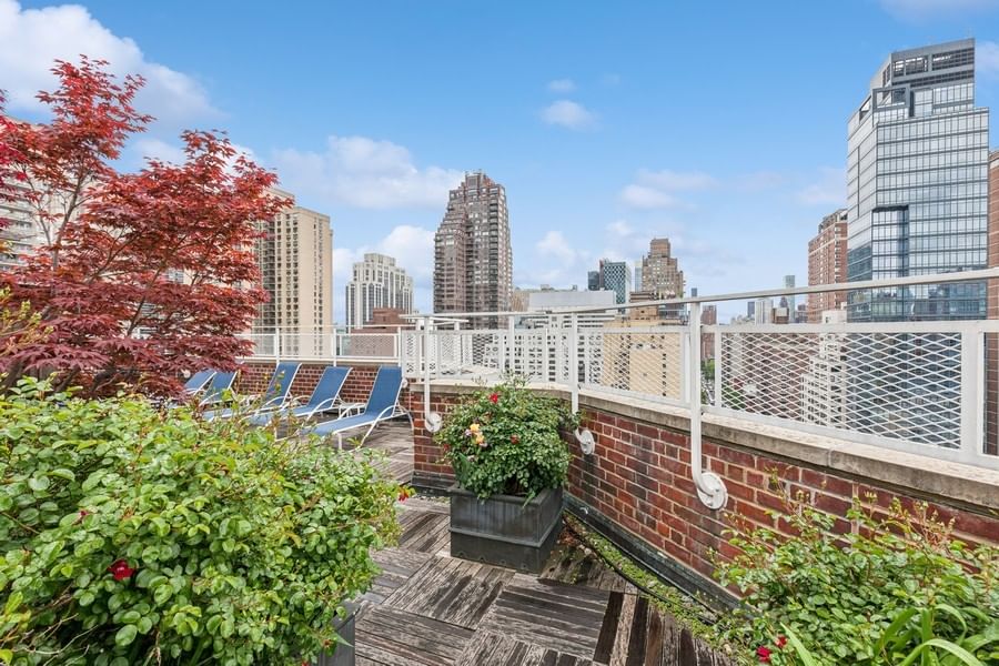 Real estate property located at 401 74TH #2P, New York, Lenox Hill, New York City, NY