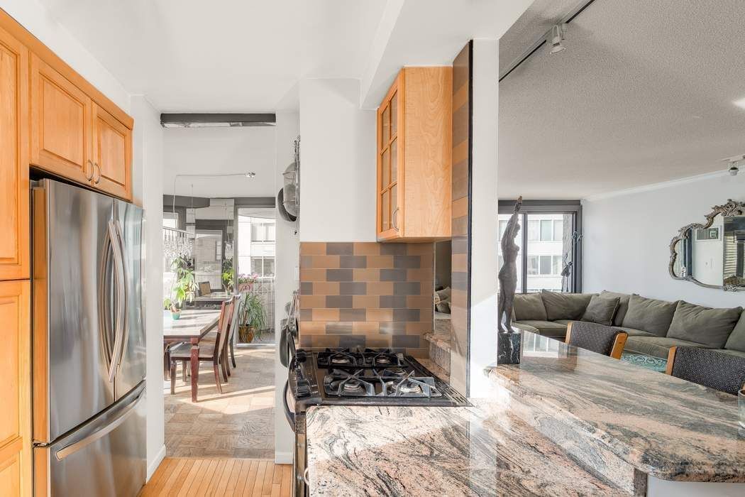 Real estate property located at 44 62nd #15B, New York, Lincoln Square, New York City, NY