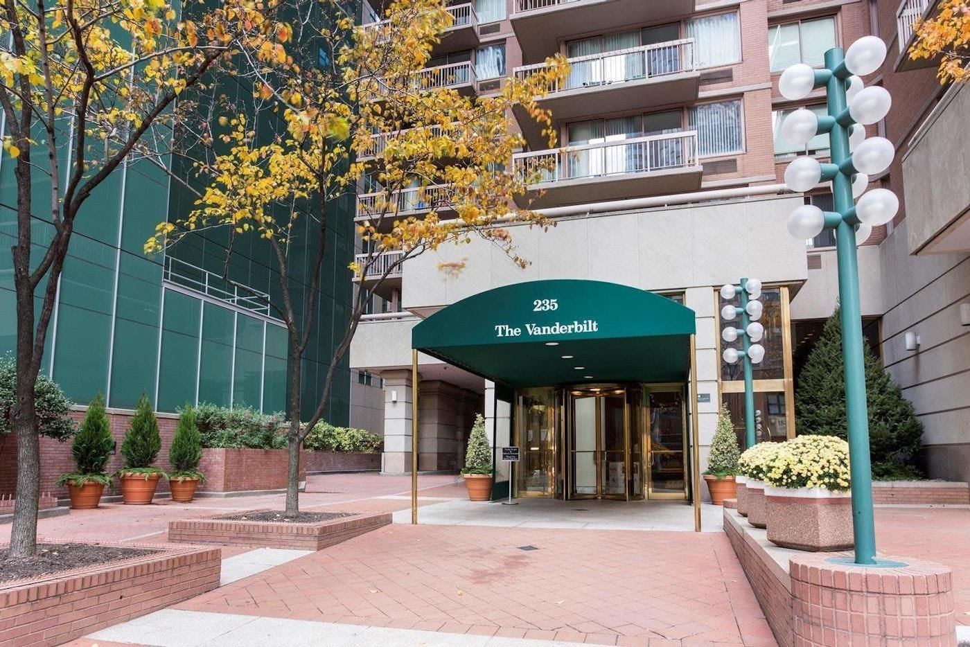 Real estate property located at 235 40TH #9F, New York, Murray Hill, New York City, NY