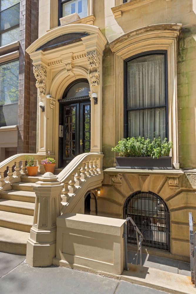 Real estate property located at 220 COLUMBIA (Garden), Kings, Brooklyn Heights, New York City, NY