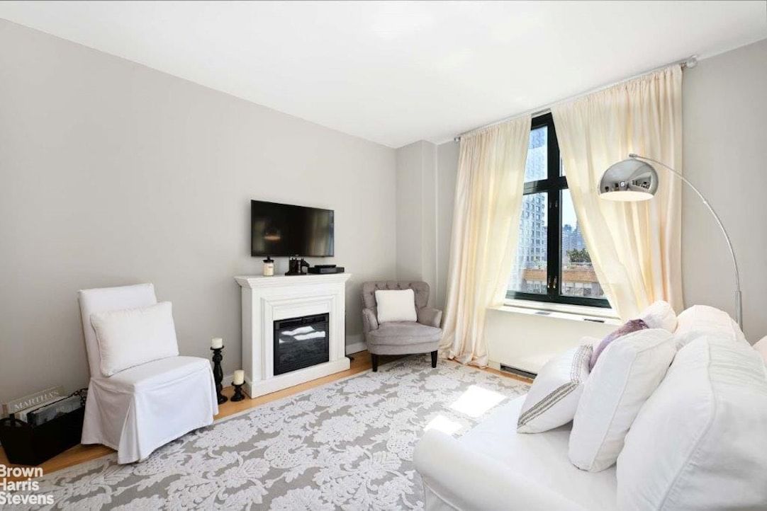 Real estate property located at 188 70TH #16B, New York, Lenox Hill, New York City, NY