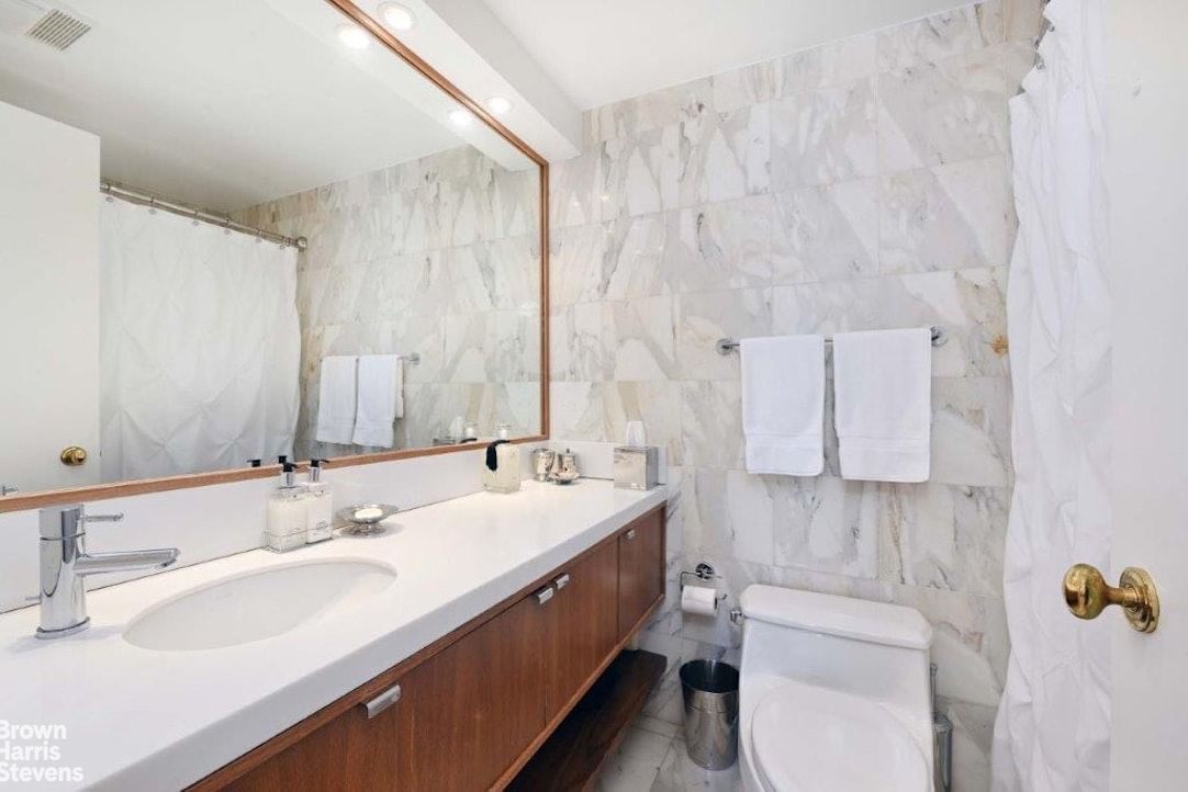 Real estate property located at 188 70TH #16B, New York, Lenox Hill, New York City, NY