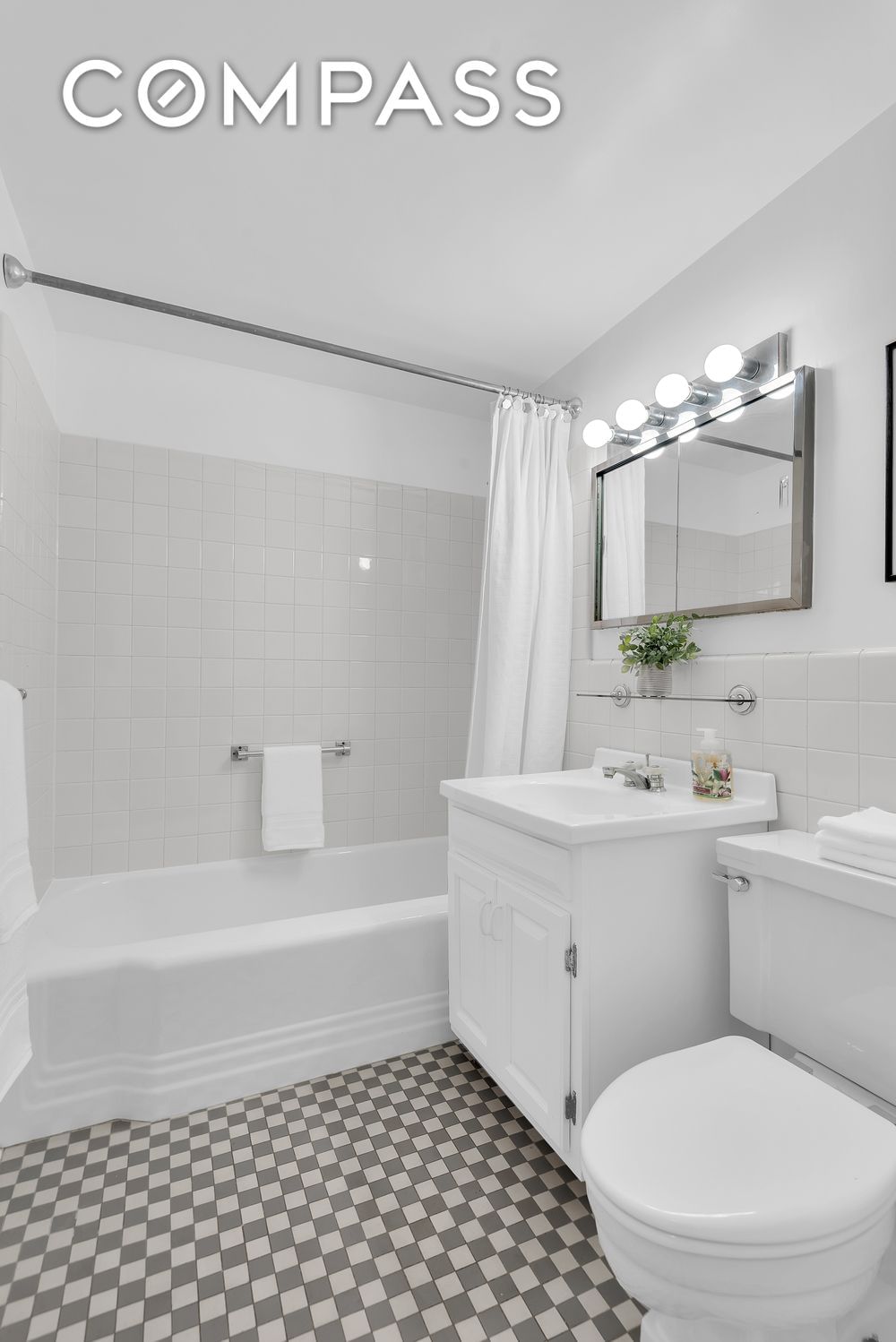 Real estate property located at 120 81st #8A, New York, Upper East Side, New York City, NY