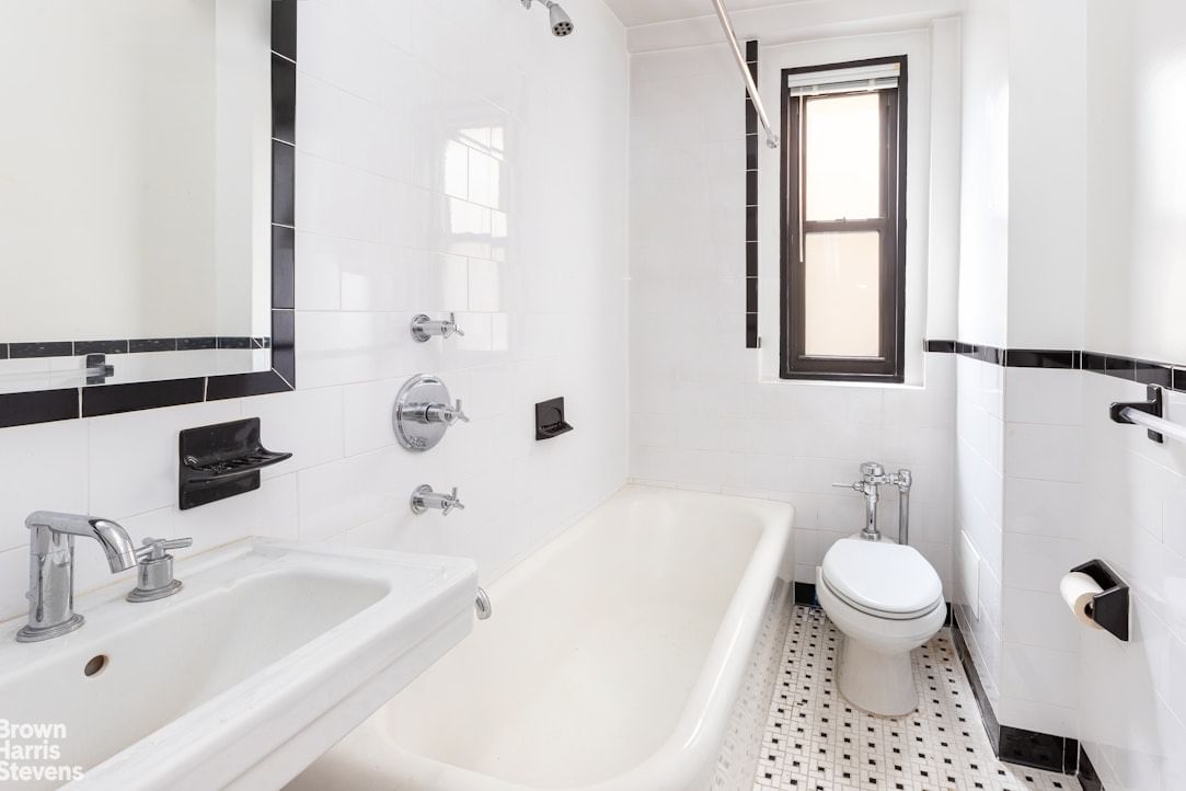 Real estate property located at 235 END #3C, New York, Lincoln Square, New York City, NY