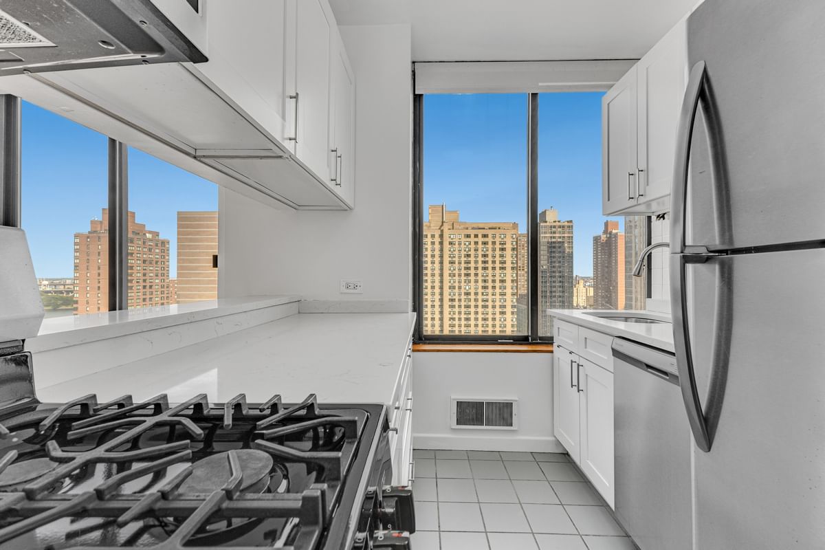 Real estate property located at 300 93RD #24E, New York, Yorkville, New York City, NY