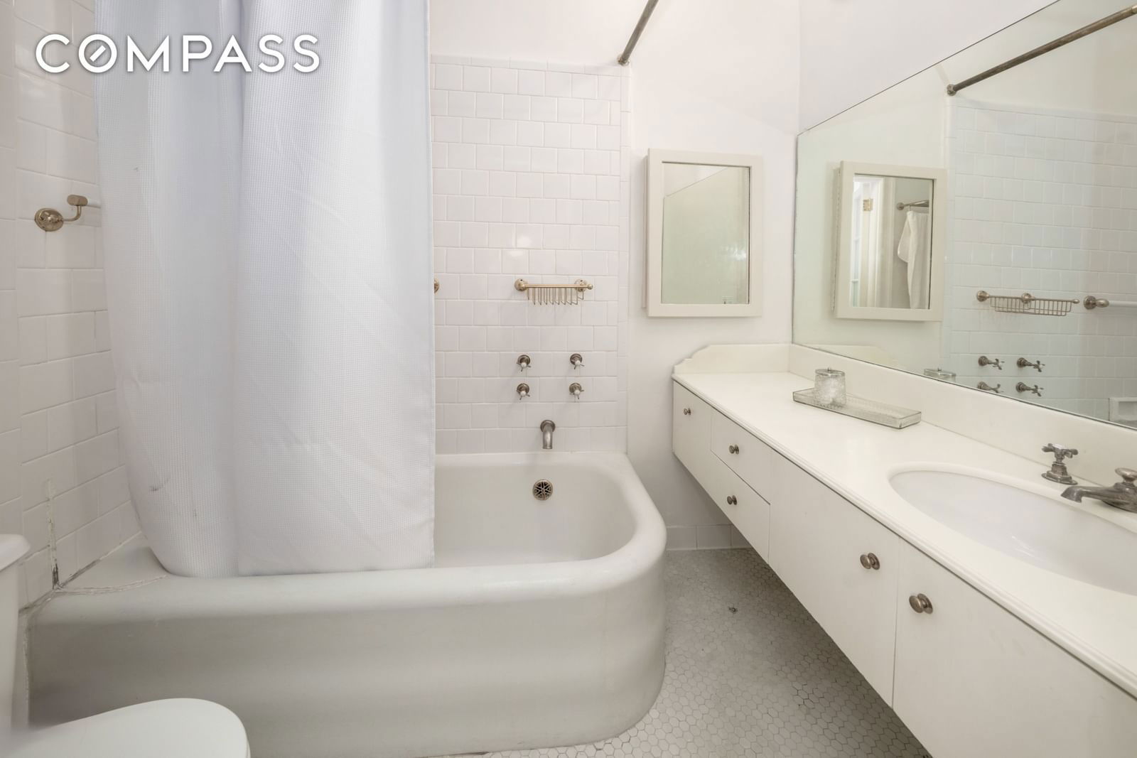 Real estate property located at 1060 Park #3A, New York, Upper East Side, New York City, NY