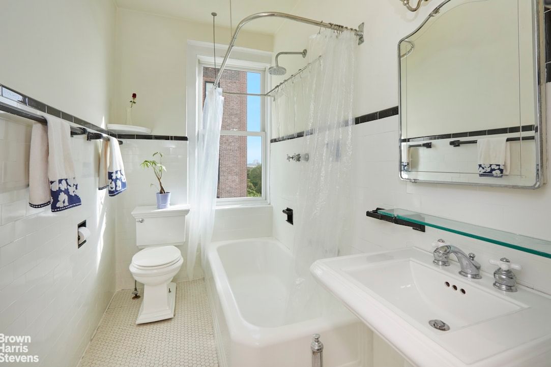 Real estate property located at 360 RIVERSIDE #8A, New York, Upper West Side, New York City, NY