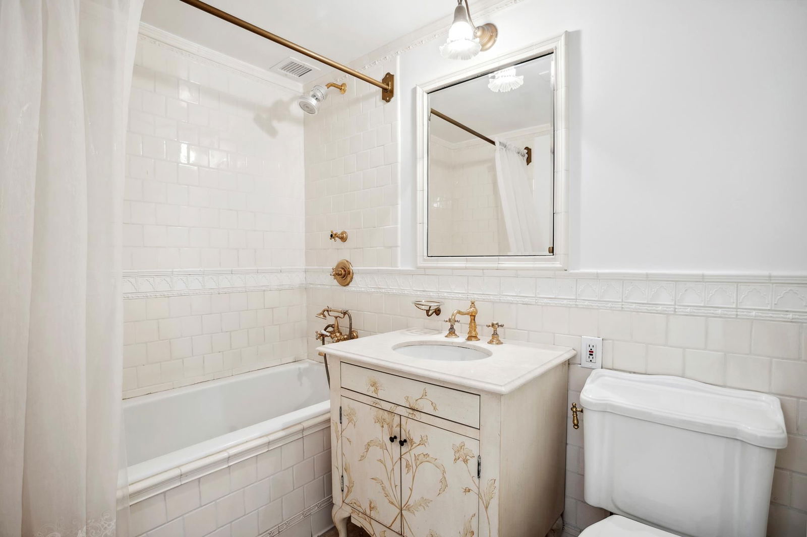 Real estate property located at 150 69TH #6M, New York, Lenox Hill, New York City, NY