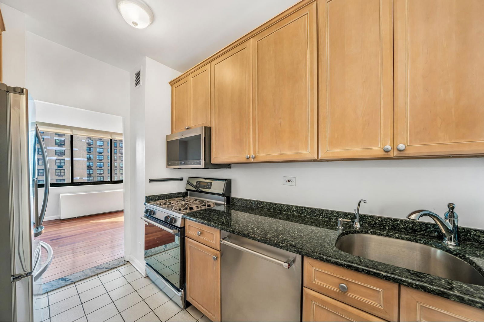 Real estate property located at 343 74TH PH2A, New York, Lenox Hill, New York City, NY