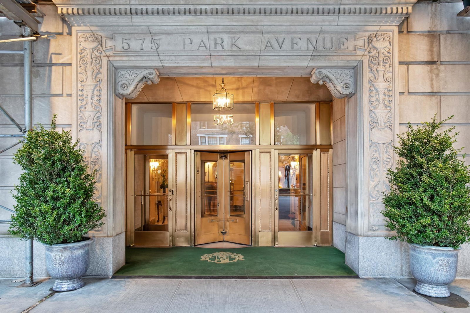 Real estate property located at 575 PARK #1508, New York, Lenox Hill, New York City, NY