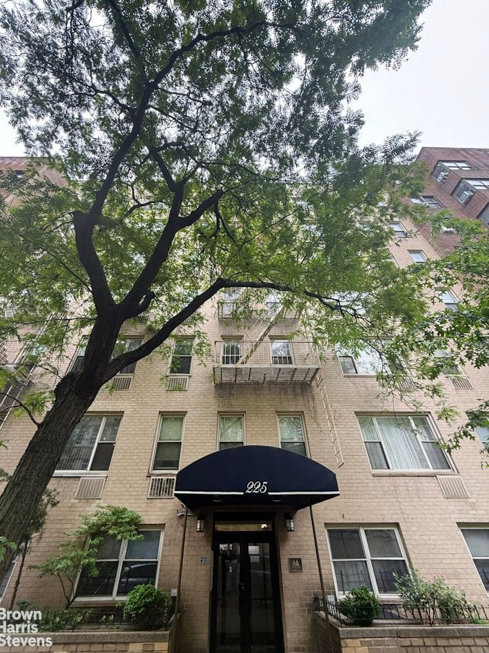 Real estate property located at 225 76TH #4A, New York, Lenox Hill, New York City, NY