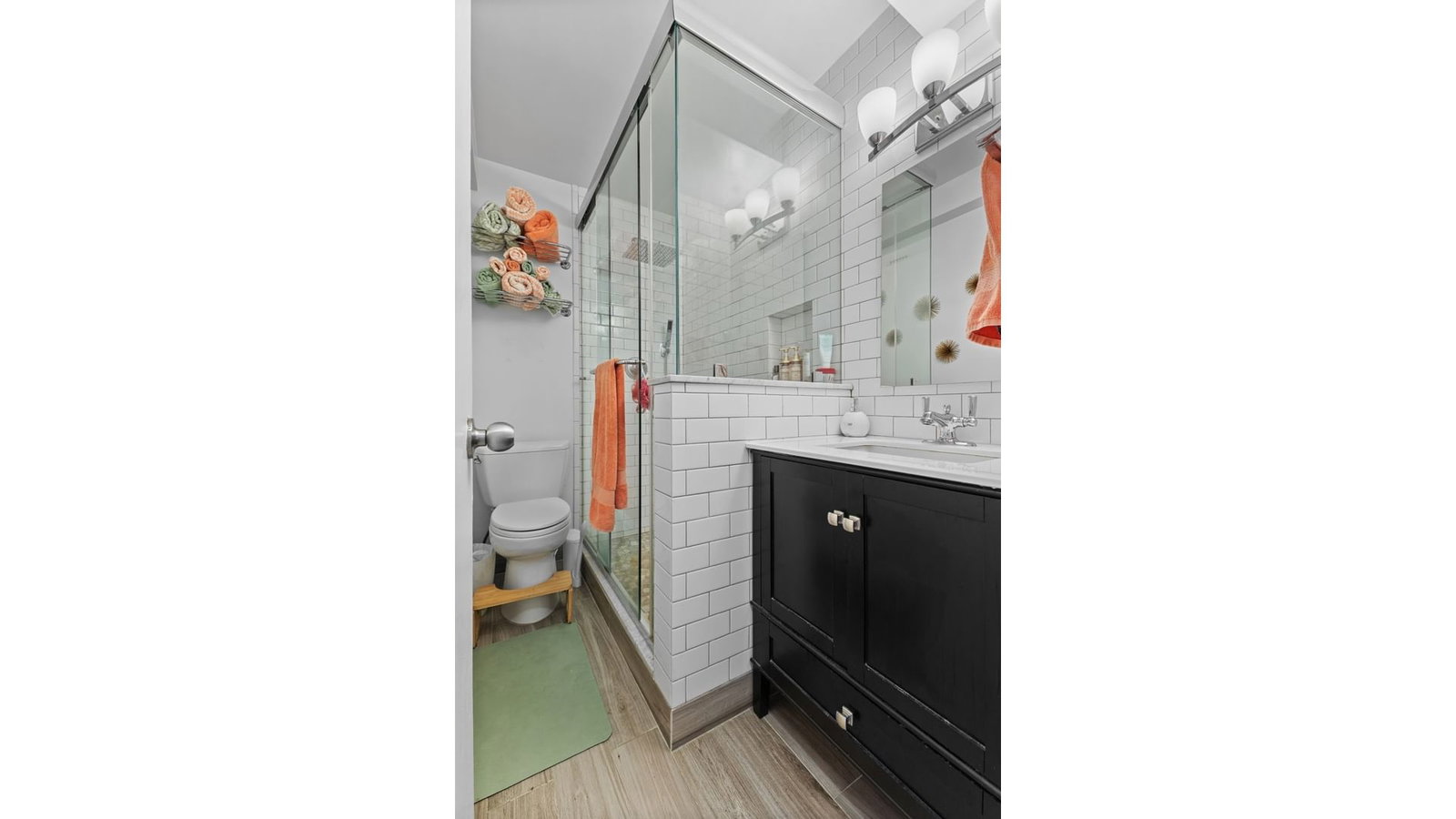 Real estate property located at 220 MADISON #4D, New York, Midtown, New York City, NY