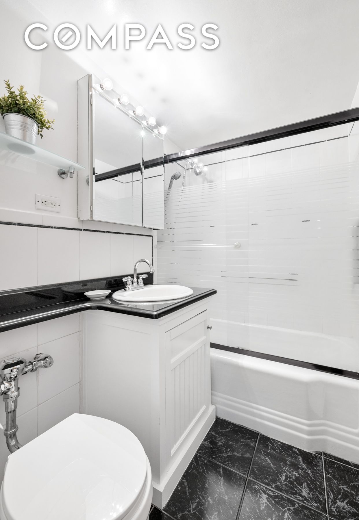 Real estate property located at 35-31 85th #2E, Queens, Jackson Heights, New York City, NY