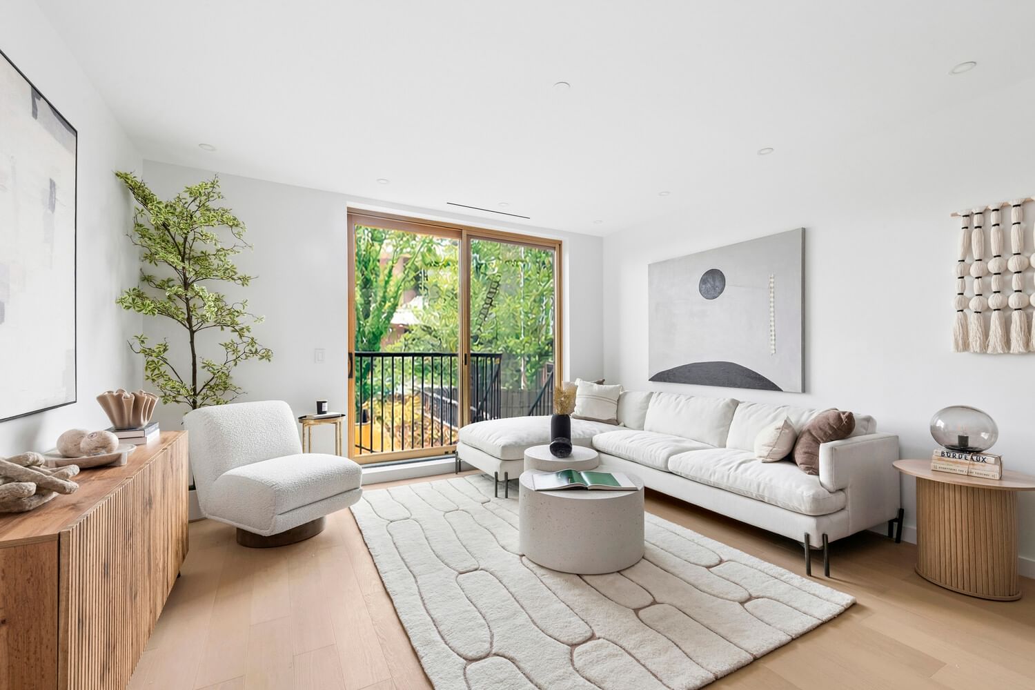 Real estate property located at 19 HENRY GDN2, Kings, Williamsburg, New York City, NY