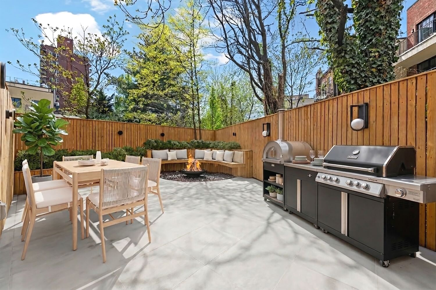 Real estate property located at 19 HENRY GDN2, Kings, Williamsburg, New York City, NY