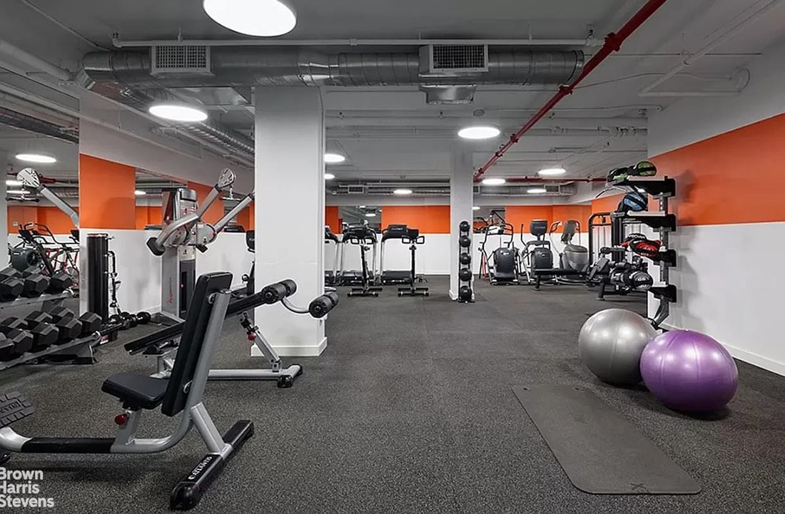 Real estate property located at 385 1ST #9E, New York, Gramercy Park, New York City, NY