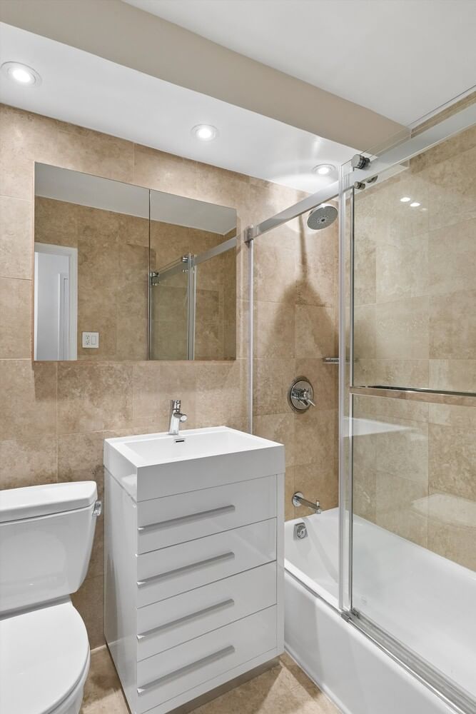 Real estate property located at 310 70TH #7D, New York, Lenox Hill, New York City, NY