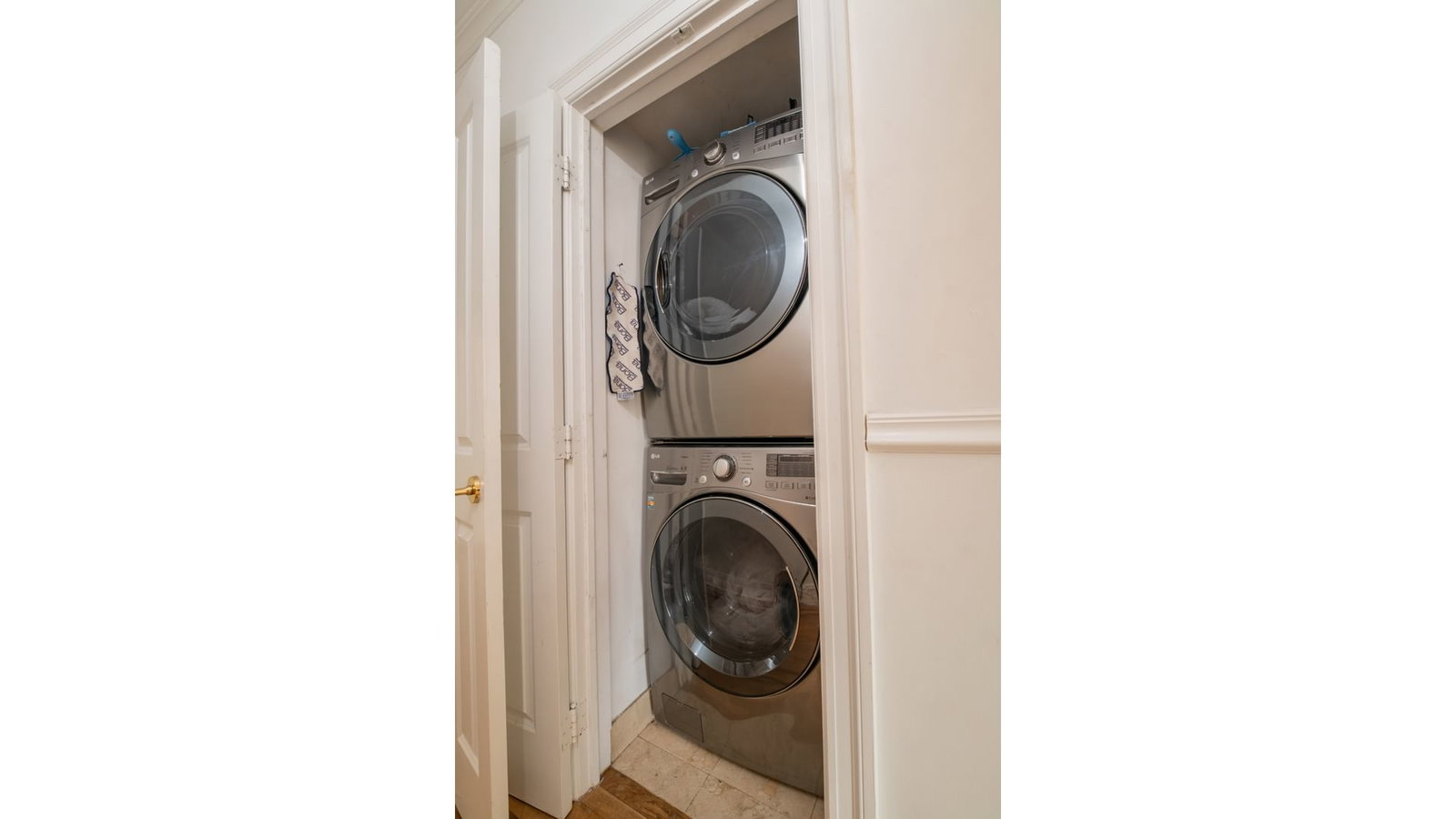 Real estate property located at 203 90TH PHE, New York, Upper West Side, New York City, NY