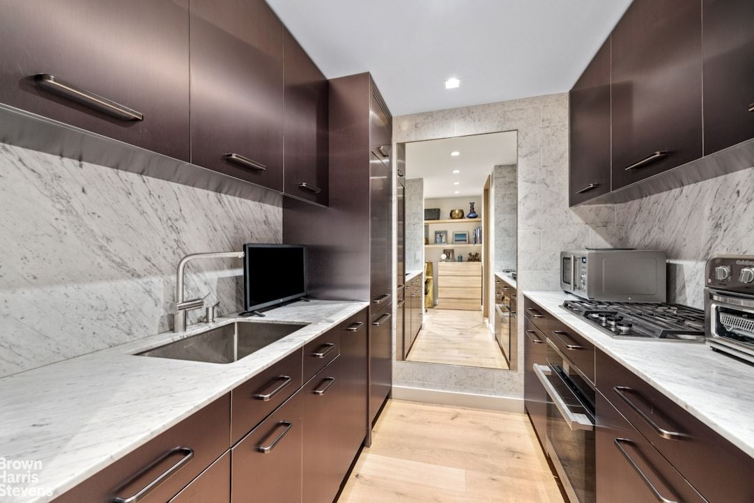 Real estate property located at 230 15TH #1G, New York, Gramercy Park, New York City, NY