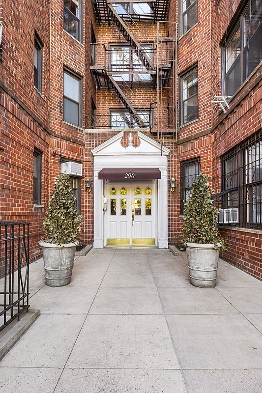 Real estate property located at 290 6th #4E, New York, Greenwich Village, New York City, NY