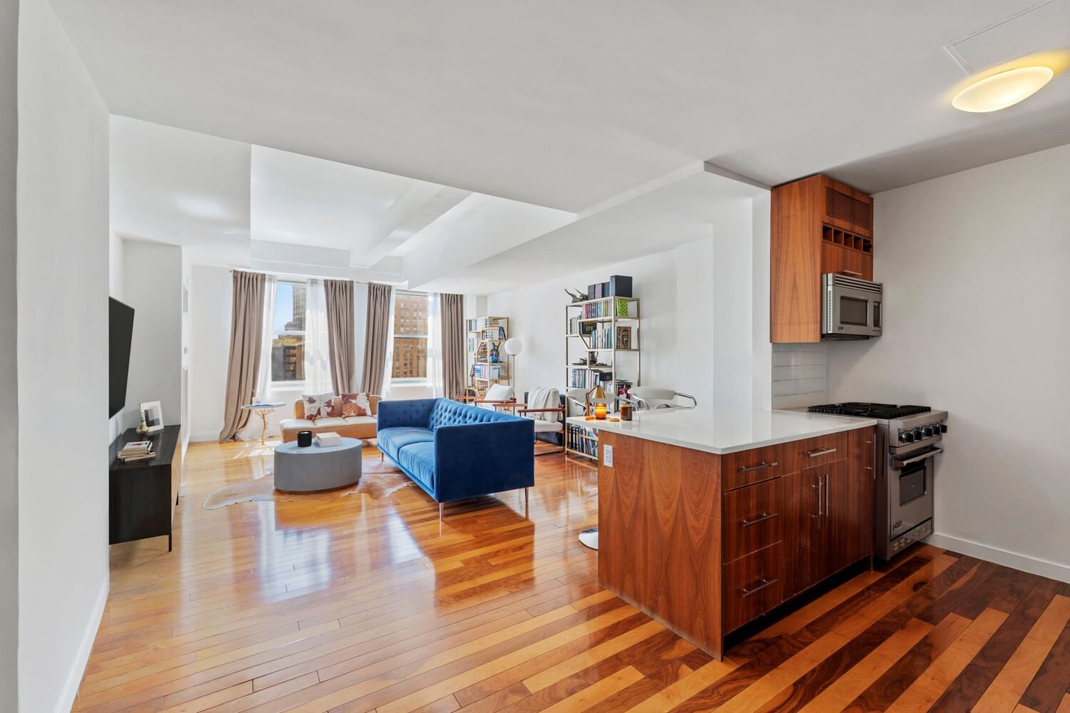 Real estate property located at 88 GREENWICH #2009, New York, Financial District, New York City, NY