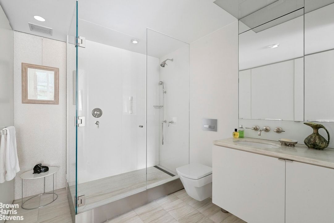 Real estate property located at 1050 5TH #7C, New York, Carnegie Hill, New York City, NY