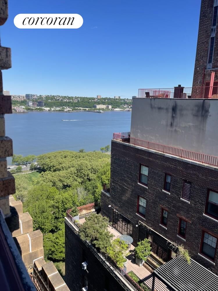 Real estate property located at 310 RIVERSIDE #2009, New York, Upper West Side, New York City, NY