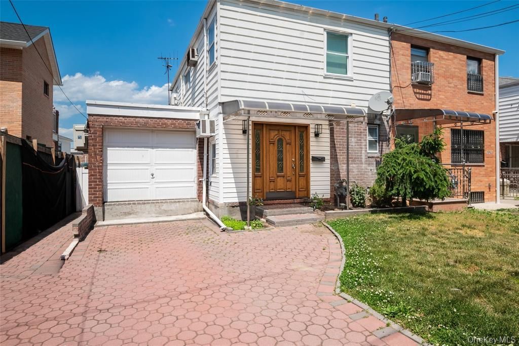 Real estate property located at 150-07 Reeves, Queens, Kew Gardens Hills, New York City, NY