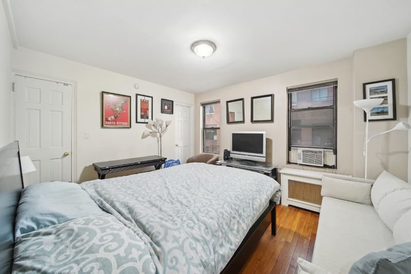 Real estate property located at 142 49TH #3D, NewYork, Turtle Bay, New York City, NY