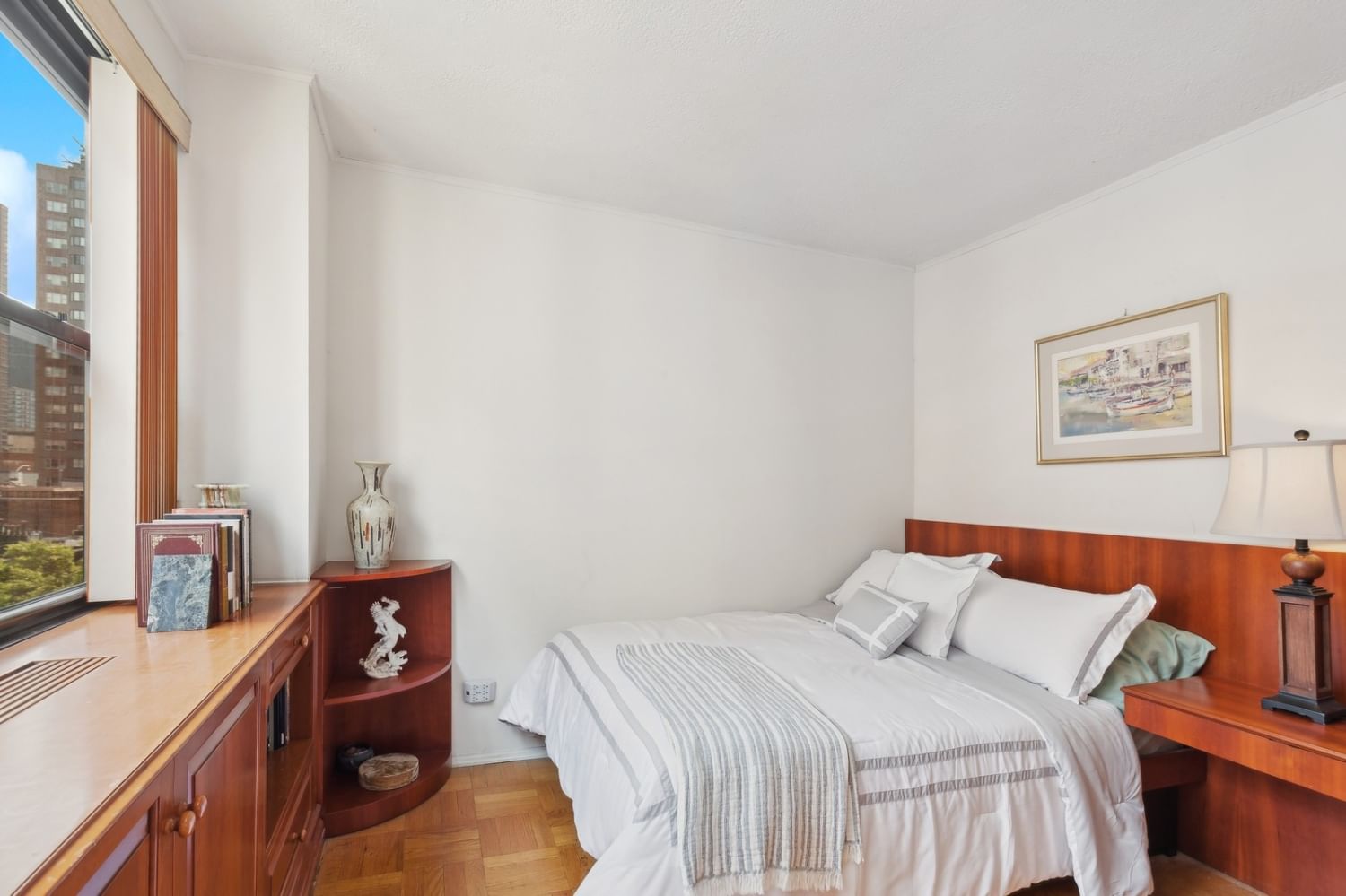 Real estate property located at 110 36TH #8A, NewYork, Murray Hill, New York City, NY