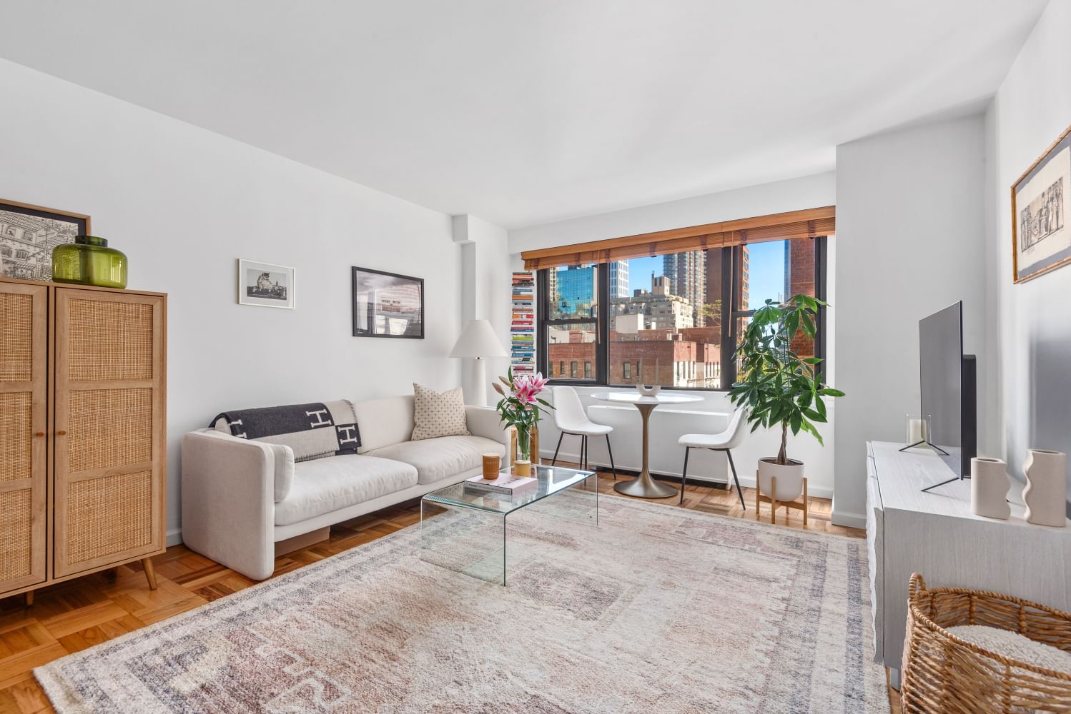 Real estate property located at 201 77TH #7A, NewYork, Lenox Hill, New York City, NY