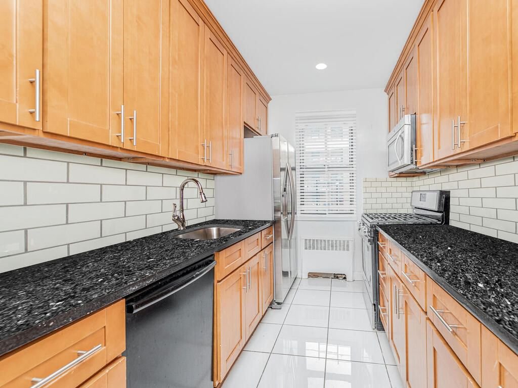 Real estate property located at 3635 JOHNSON #2B, Bronx, Central Riverdale, New York City, NY