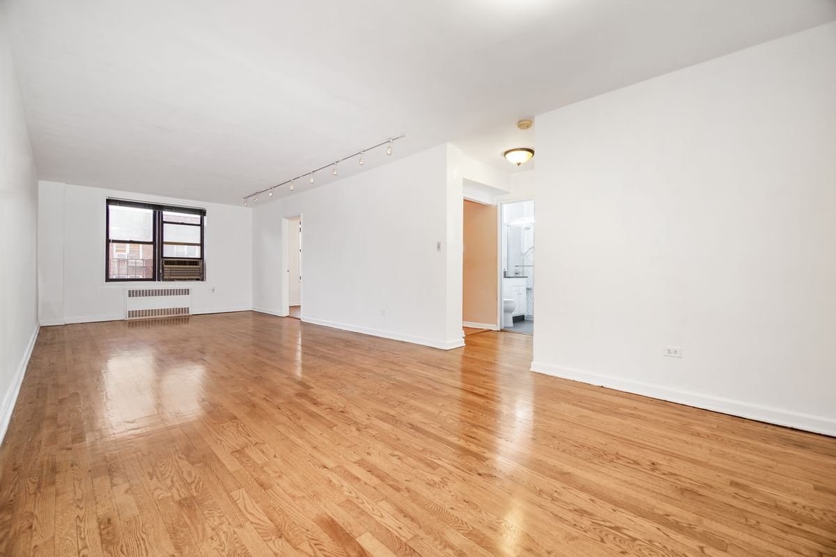 Real estate property located at 67-30 DARTMOUTH #6M, Queens, Forest Hills, New York City, NY