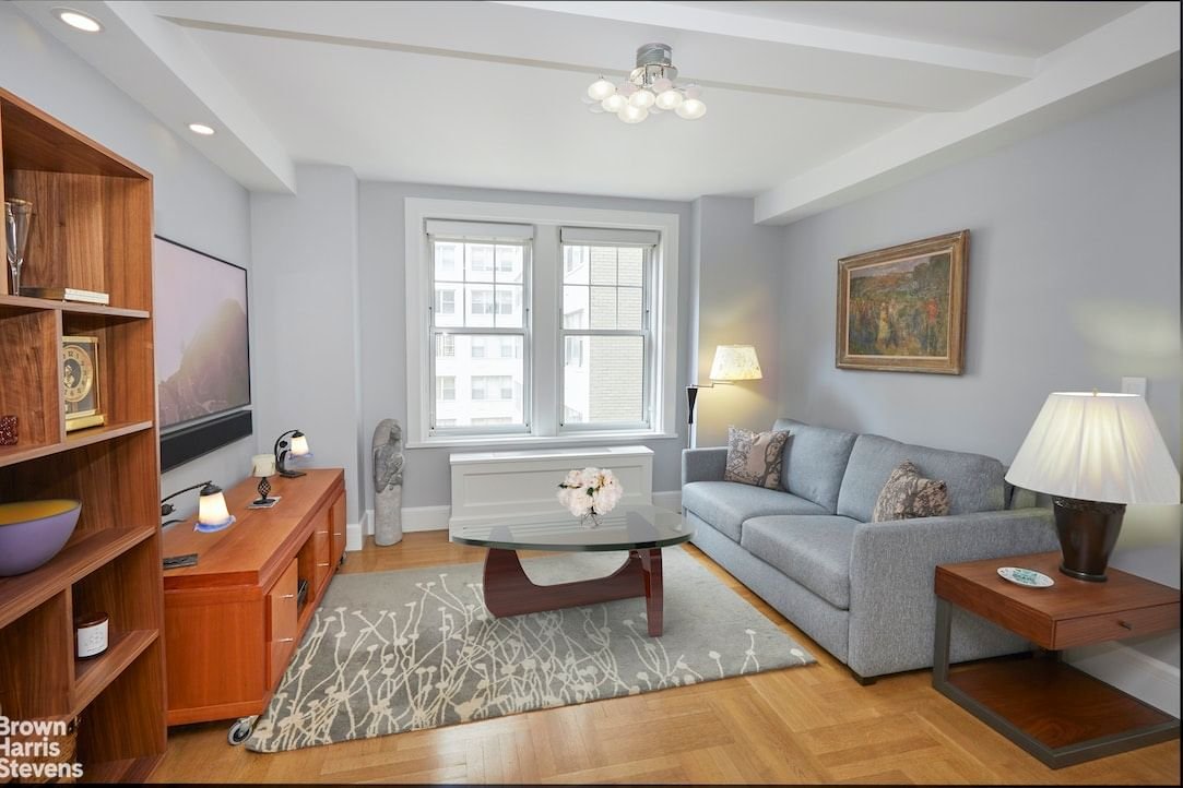 Real estate property located at 27 72nd #615, New York, New York City, NY