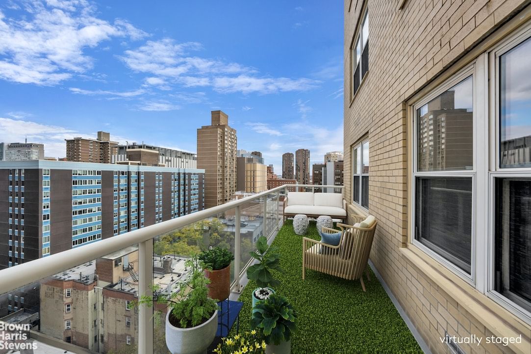 Real estate property located at 305 24TH #15F, NewYork, KIPS, New York City, NY