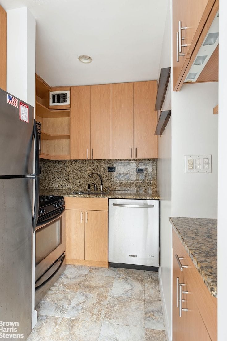 Real estate property located at 310 70TH #9B, NewYork, New York City, NY