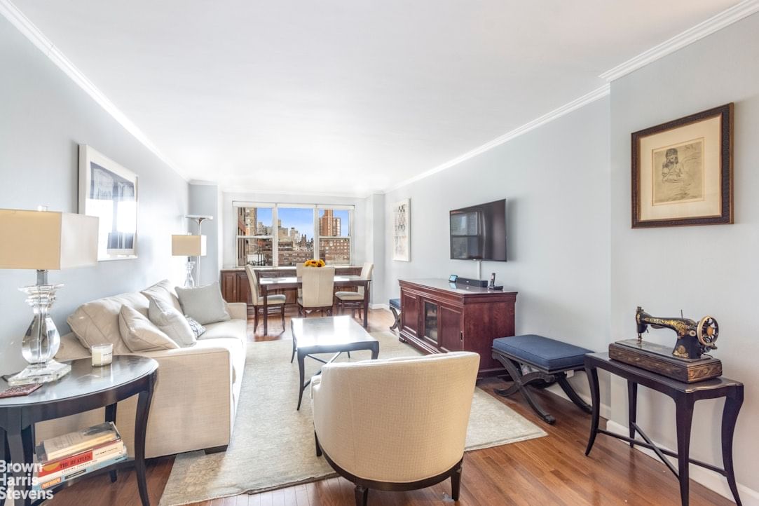 Real estate property located at 333 79TH #20V, NewYork, Yorkville, New York City, NY