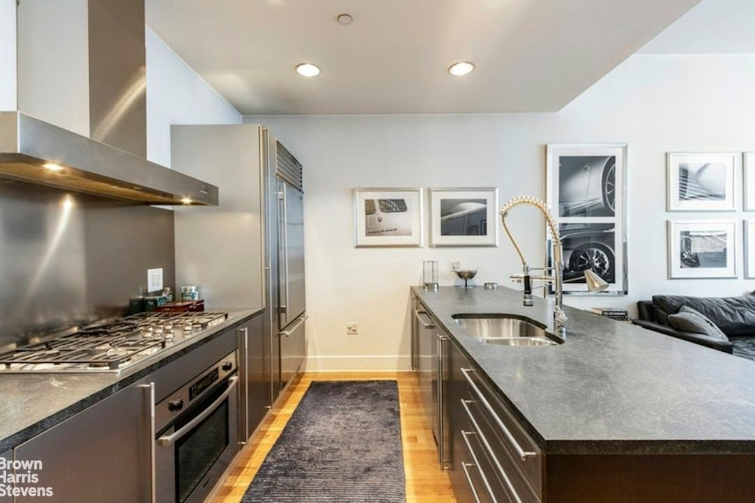 Real estate property located at 421 54TH #4E, NewYork, Hells Kitchen, New York City, NY