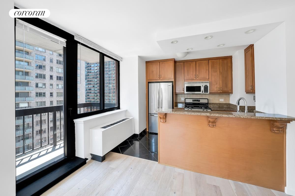 Real estate property located at 250 40TH #12E, Newyork, Murray Hill, New York City, NY