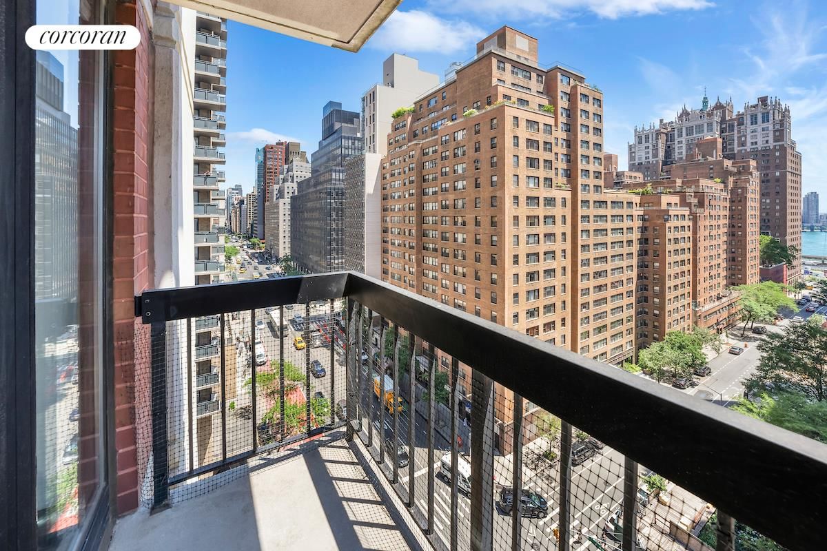 Real estate property located at 250 40TH #12E, Newyork, Murray Hill, New York City, NY