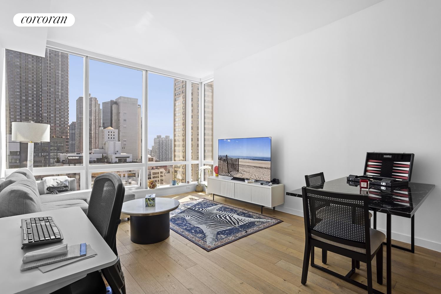 Real estate property located at 325 LEXINGTON #19E, NewYork, Murray Hill, New York City, NY